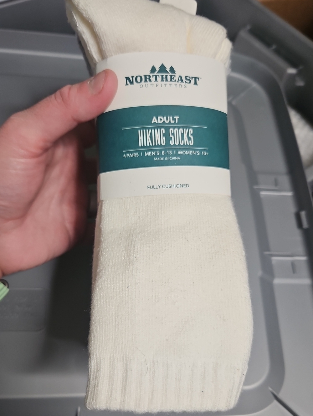 Northeast Outfitters Hiker Socks 4-Pack: CREAM/BLUE: NWT: L MENS 8-13 WOMEN 10+